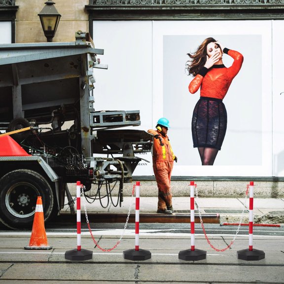 Tingmengte Traffic Delineator Post Cone with Waterflood Base, Crowd Control Stands Barrier with 5 ft Link Chain, Parking Cones for Drivers Training