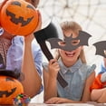 thumbnail image 3 of 2 Pcs Hache Jouet Simulé Design Réaliste pour Événements d'Halloween et de Performance sur Scène, 3 of 9
