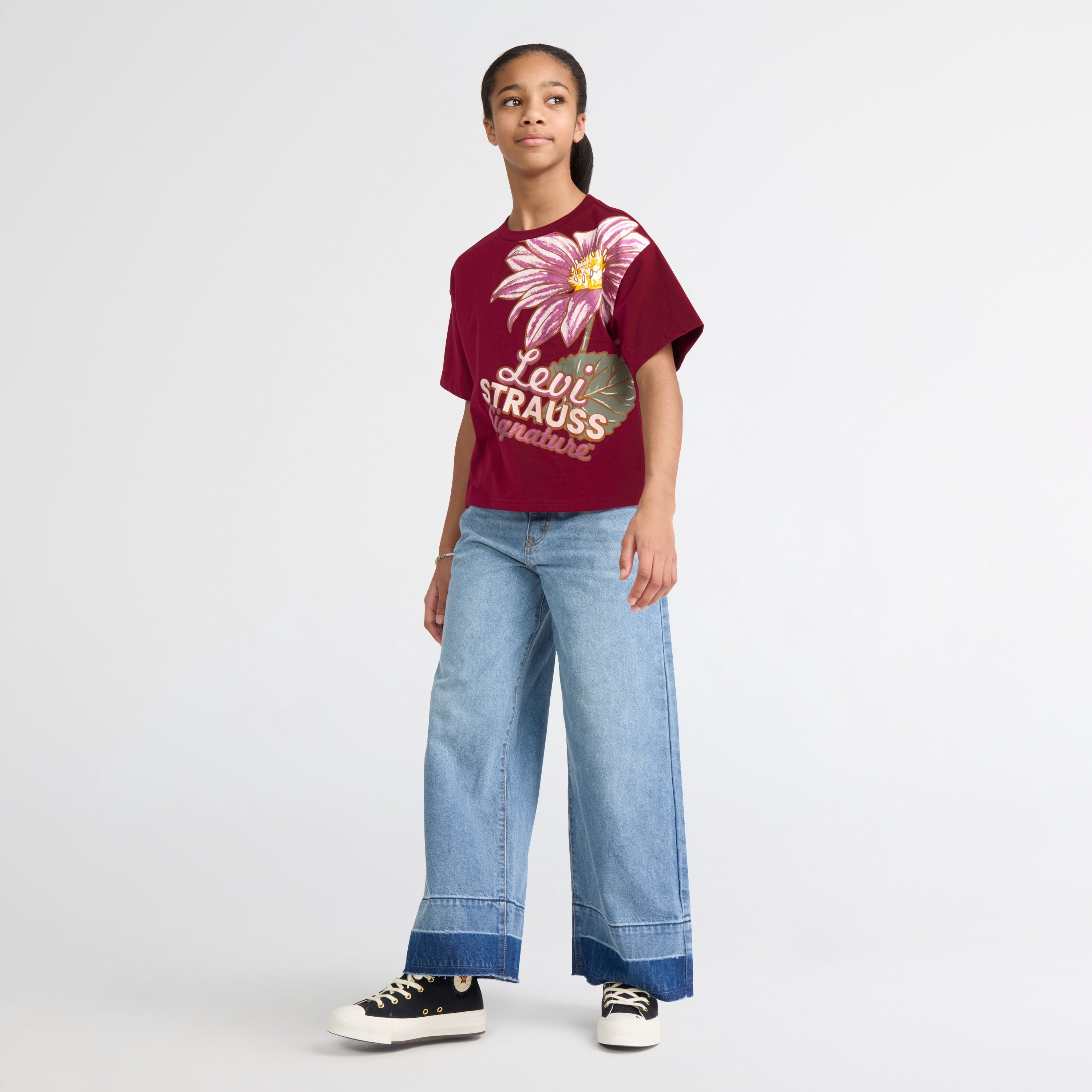 Levi Strauss Signature Girls Short Sleeve Graphic Tee, Size 4-16