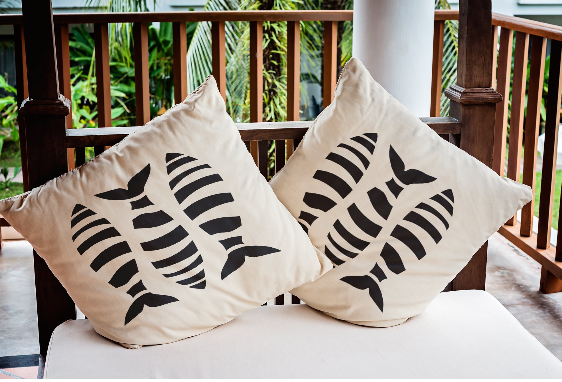 Simply Daisy 16" x 16" Puzzle Fish Nautical Indoor/Outdoor Throw Pillow
