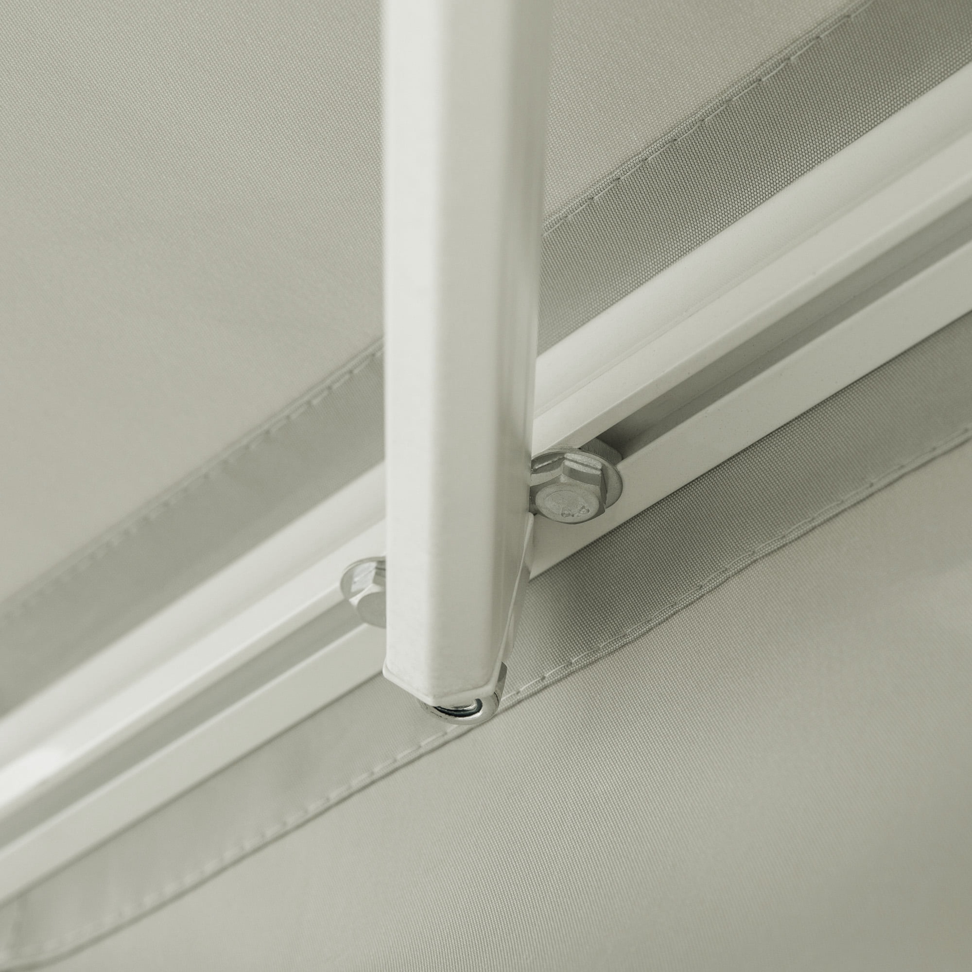 Outsunny 98.4" x 78.75" Manually Retractable Patio Awning