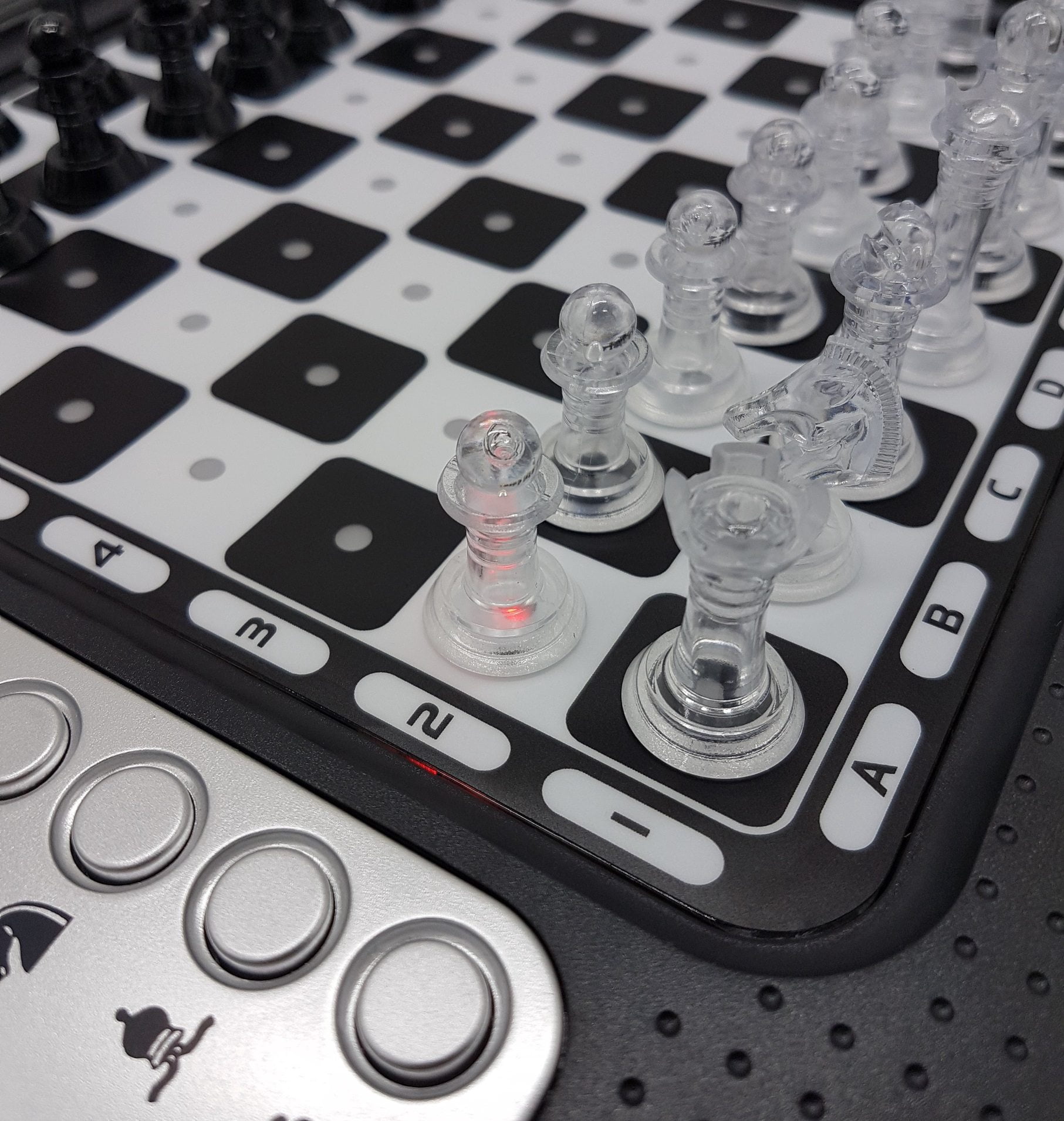 ChessMan® FX electronic chess game