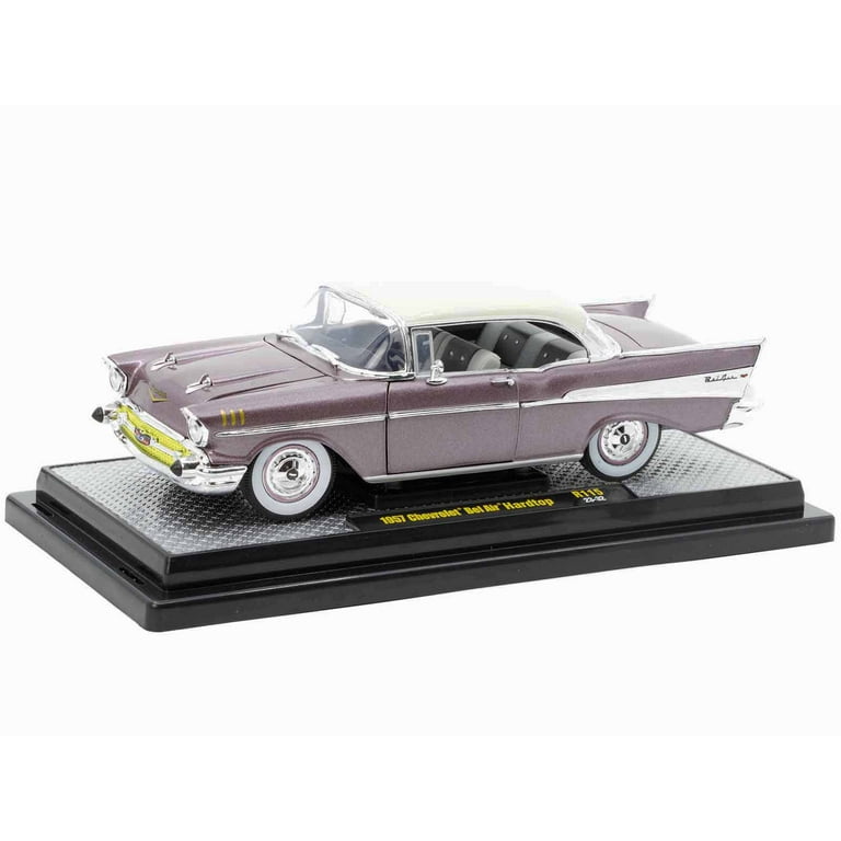 スナップオン 1957 CHEVY BEL AIR ジオラマ付きミニカー スナップオン 1957 CHEVY BEL AIR ジオラマ付きミニカー