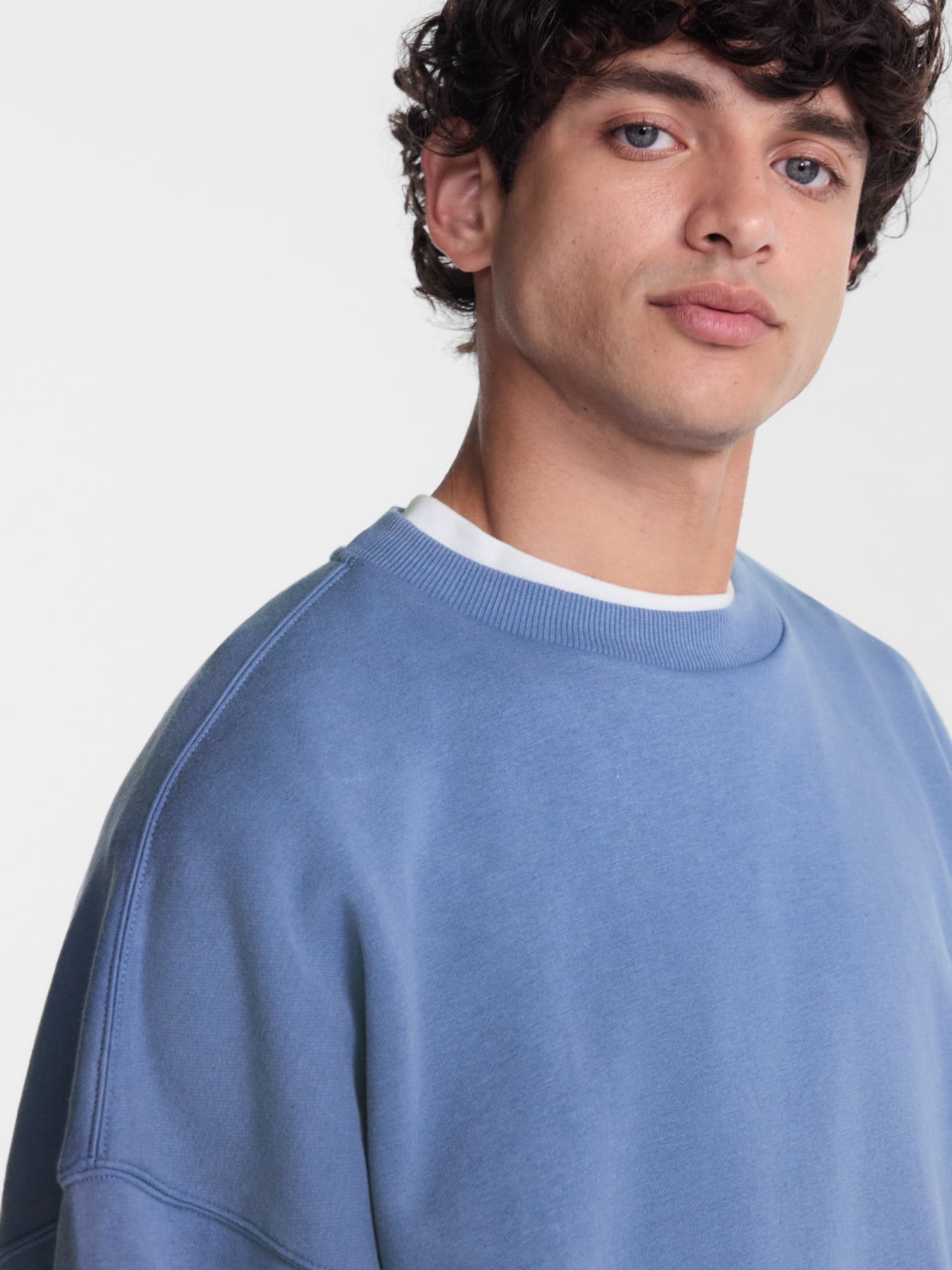 No Boundaries Crewneck Fleece Sweatshirt with Long Sleeves, Men's XS-4XLT