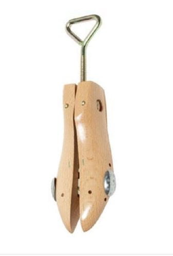 stores that sell shoe stretchers