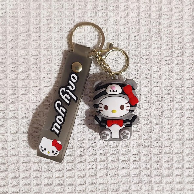 LLavero de Hello Kitty Sanrio para mujer, bonito llavero de Cinnamoroll Kuromi, My Melody, juguetes para niños, Pompón, Purin, regalos de navidad Fivean unisex