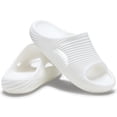 thumbnail image 2 of Sandalia Crocs Mellow Recovery Slide Blanca 9W/7M, 2 of 6