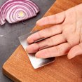 thumbnail image 2 of Protector de mano de dedo de acero inoxidable, herramienta de cocina para cortar cuchillos de corte seguro, 6,3x4,5 cm ER, 2 of 4