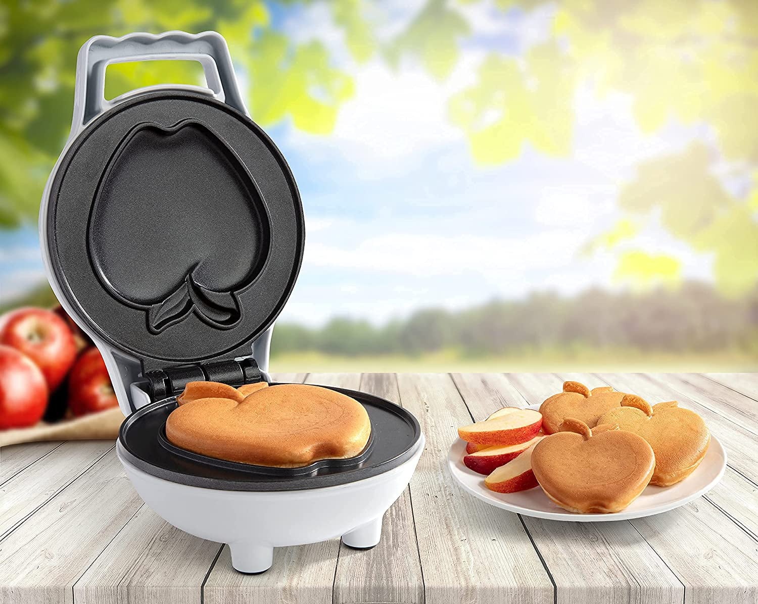 4 Inch Mini Waffle Maker Non-stick Waffle Maker,Red - Bed Bath & Beyond -  33951826