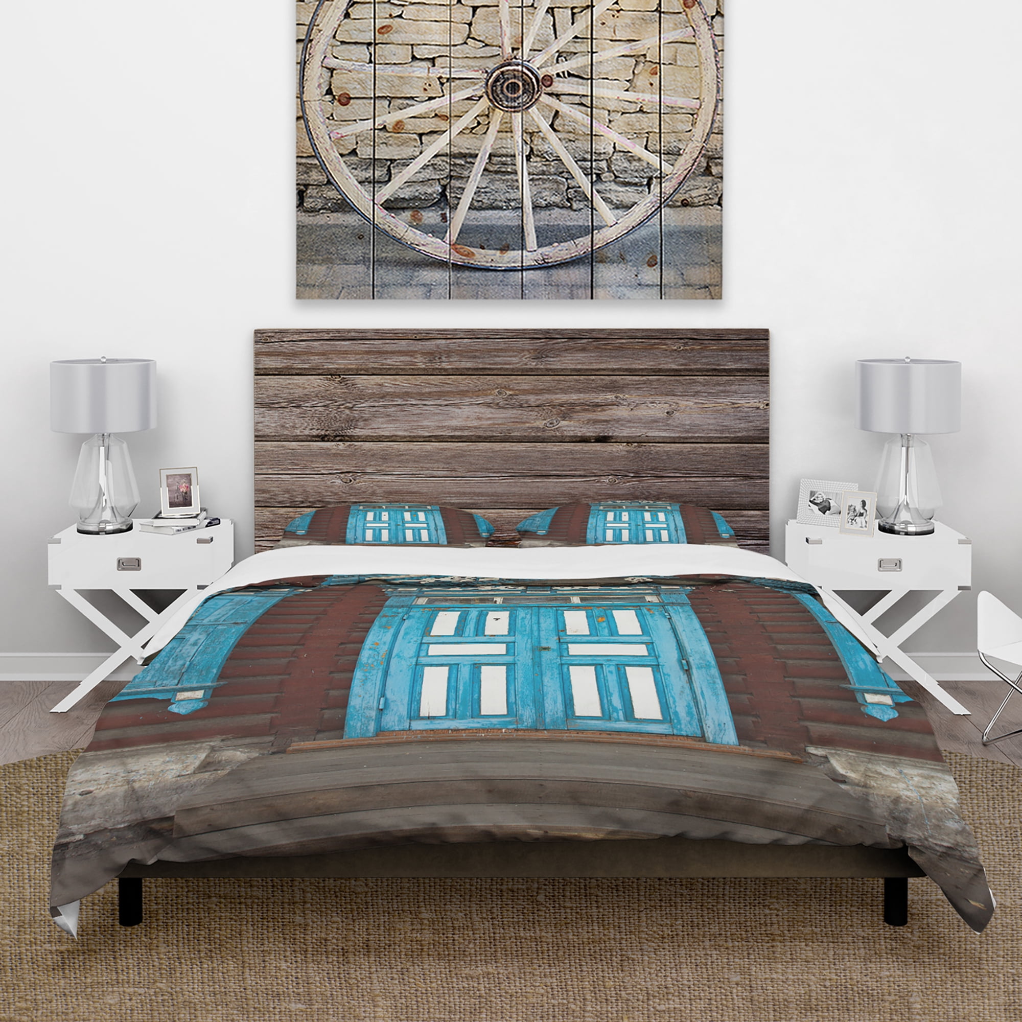 Designart 'Wood Carvings On Wooden House Door' Vintage Duvet Cover Set