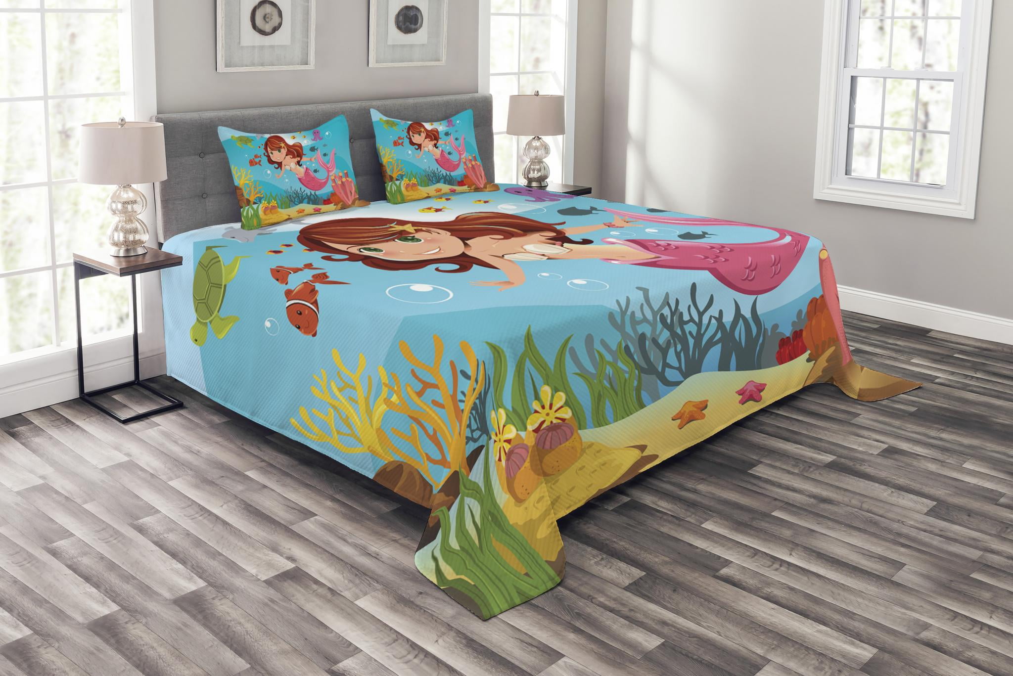Underwater Bedspread Set, Fairy Mermaid Swimming Underwater in the