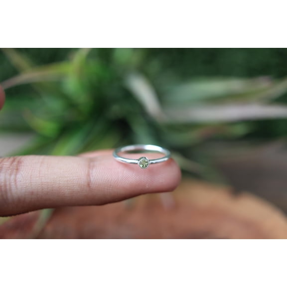 ELANZAA JEWELS- Natural Peridot Ring Round Cut Gemstone Cocktail Ring | 925 Sterling Silver Elegant Summer Jewelry Gift