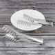 thumbnail image 5 of Tongos para Pasta, Pinzas para Pasta Comb Shaped, Tongs para Servir Alimentos, Cortador de Pan de Acero Inoxidable, Tongs para Noodles, Tongs para Cocina, Tongs Portátiles, Metal Frame, Para, 5 of 8