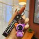 thumbnail image 1 of Llavero con forma de astronauta y conejo con forma de estrella errante, llavero creativo para coche, colgante para pareja, regalo, bolsa para freír, adornos colgantes, 1 of 2