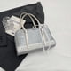 thumbnail image 4 of Bolso Hombro Con Floral para Mujer Bandolera Informal A La Color Plateado 15008, 4 of 9