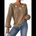 thumbnail image 2 of Suéter Holgado de Otoño con Cuello en V y Mangas Largas Tipo Farol para Mujer, Bordado de Flores. Camello M, 2 of 9