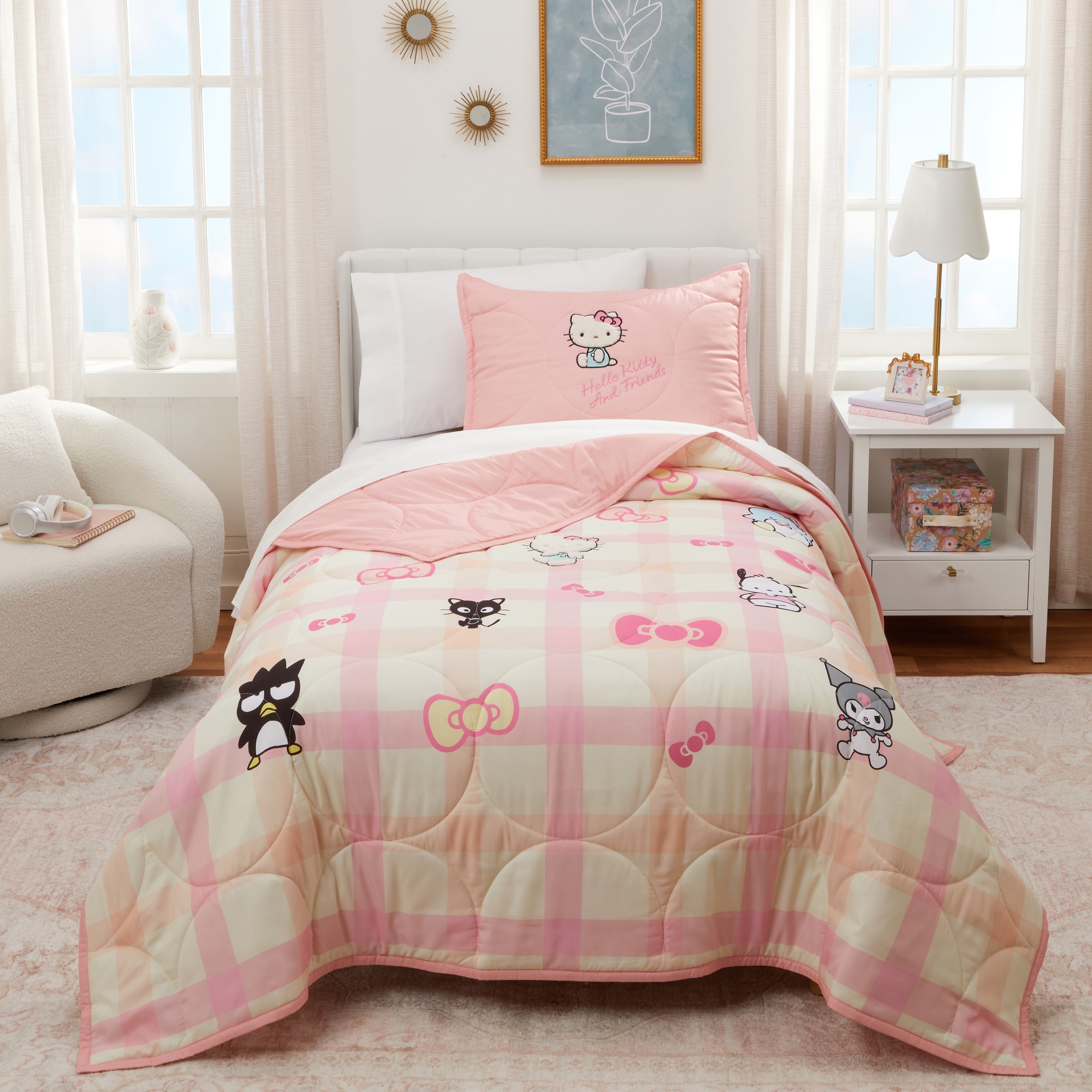Hello Kitty and Friends Pink Plaid Quilt and Sham Set, Queen, Sanrio