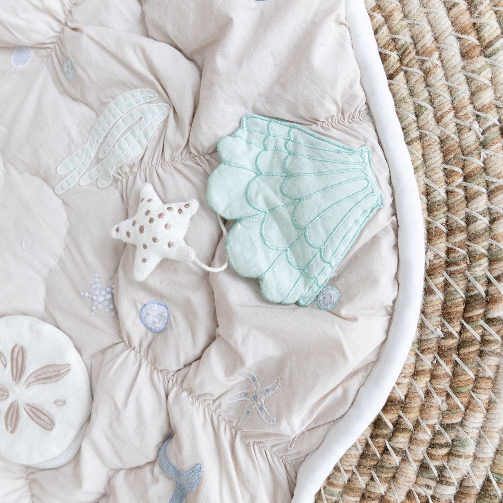 Crane Baby Activity Mat, Interactive Baby Play Mat for Boys and Girls, Sea Life, 36" x 36", Stimulating Baby Toys & Mirror, Infant Play Mat, Tummy Time Baby Floor Mat, Kids Play Mat, Tummy Time Mat