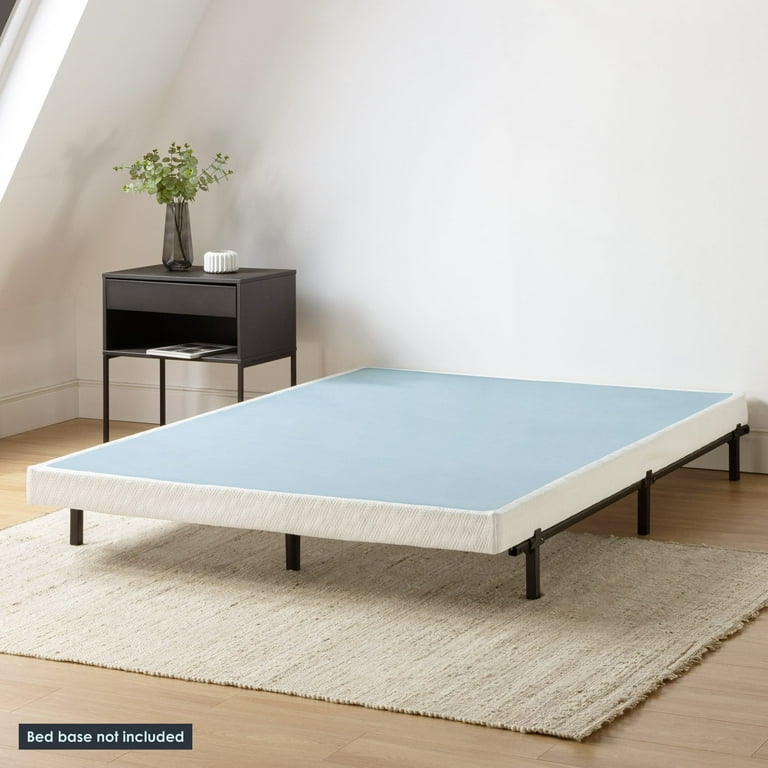Box spring online on wooden slats