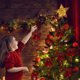 thumbnail image 5 of xihome Adornos navideños de plstico para ventanas con colgante de campanilla de viento, juego de adornos colgantes para el hogar., 5 of 6