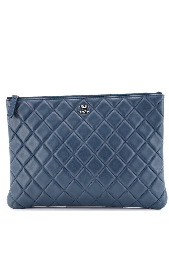 Pre-Owned O Case Clutch Quilted Lambskin Medium By Rebag