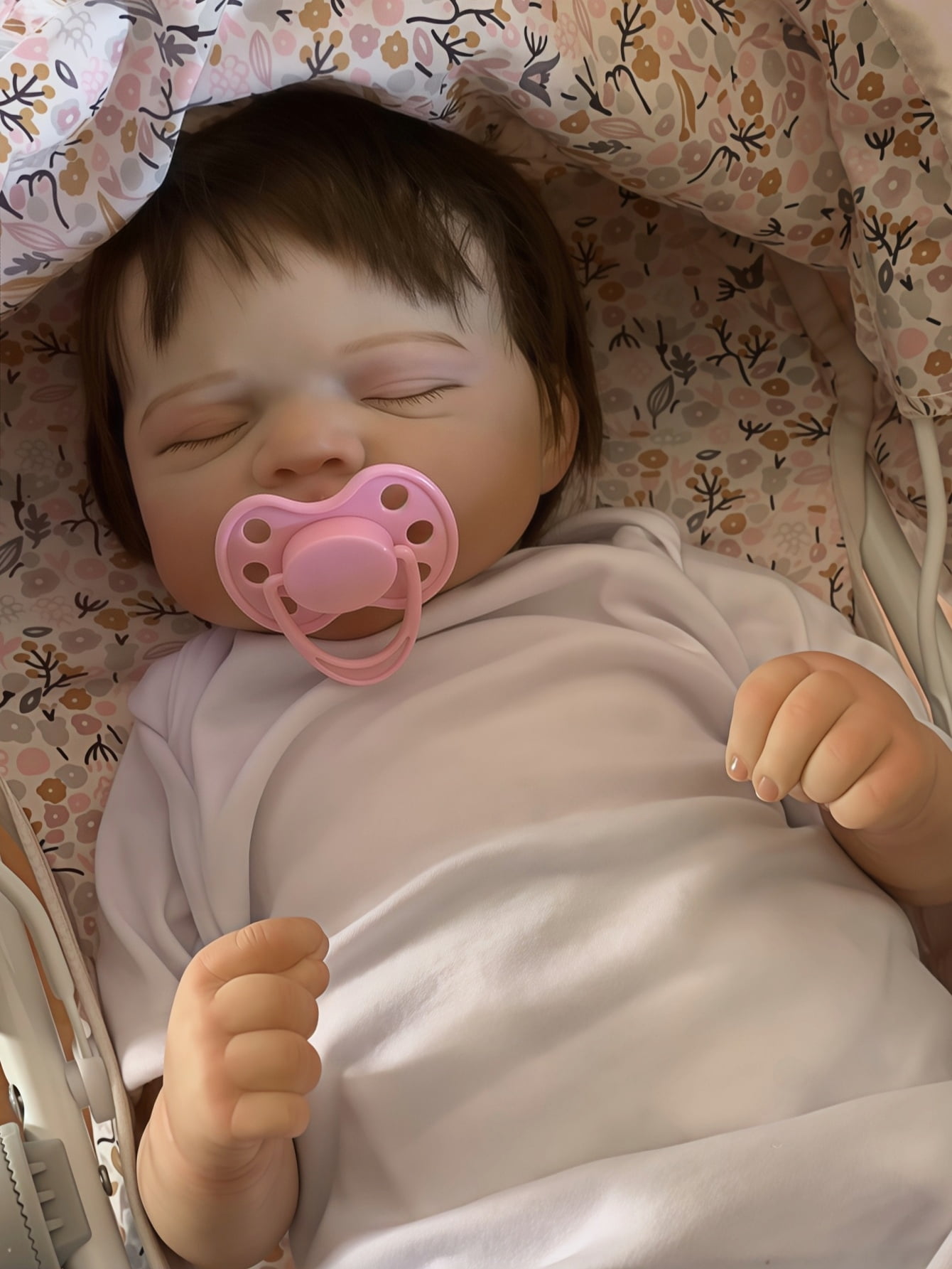 48cm Realistic Reborn Baby Doll – Soft Vinyl with Hand-Painted Details, Lifelike Girl Doll Toy for Kids, Christmas Gift