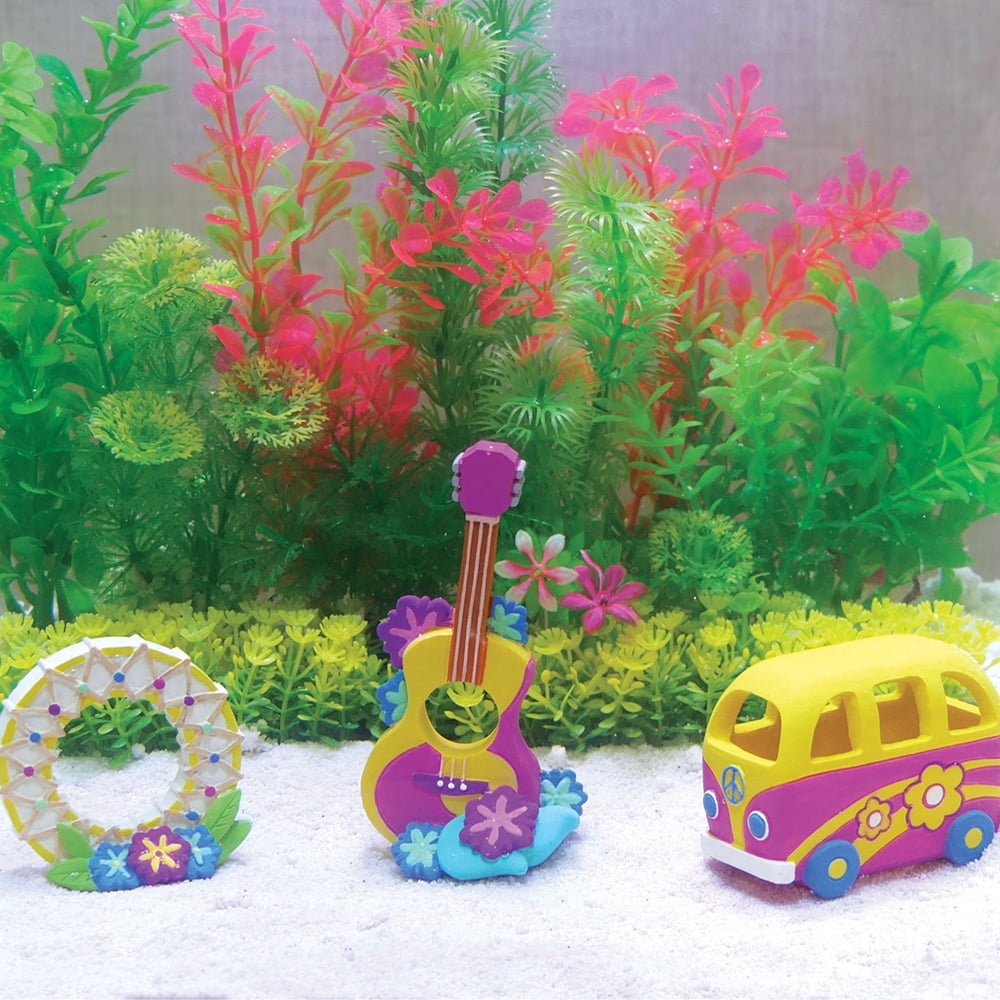 Penn-Plax Peace & Love Resin Kit Aquarium Decor for Fish Tanks - Purple & Yellow Accents - Small