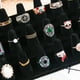 thumbnail image 5 of Soporte para anillos, expositor de anillos para 18 dedos, soporte para joyas, organizador de anillos, escaparate de almacenamiento de anillos, exhibición de anillos para la venta de terciope, 5 of 5