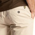 thumbnail image 3 of Lyle & Scott Shorts Chino Anfield pour Hommes, 3 of 3