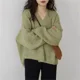 thumbnail image 2 of Suéter de cuello en V estilo holgado coreano para mujer, suéter de punto informal de color sólido holgado de nuevo estilo para otoño e invierno, 2 of 4