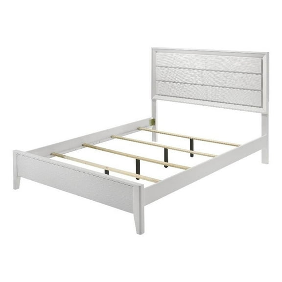 Furniture of America Vrone Contemporary Wood Panel California King Bed in White