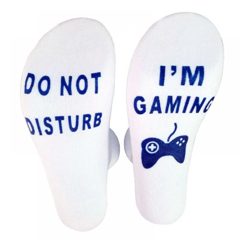 Do Not Disturb I Am Gaming Socks, Gamer Socks pour Hommes Lettre Chaussettes  Humoristiques Chaussettes Rigolotes Homme pour Filles Adolescentes Amateurs  de Jeux Chaussettes Cadeaux (1 Paire) : : Mode