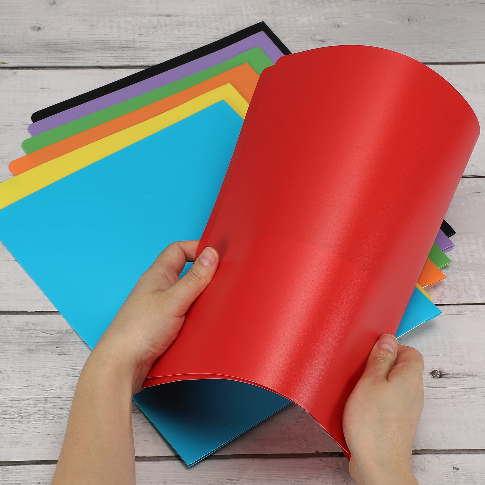 Purple Plastic Folders with Pockets, 50 Pack Plastic Pocket Folders Two Pocket Letter Size Heavy Duty for Office Business Card Holder, 9.3x11.4inch