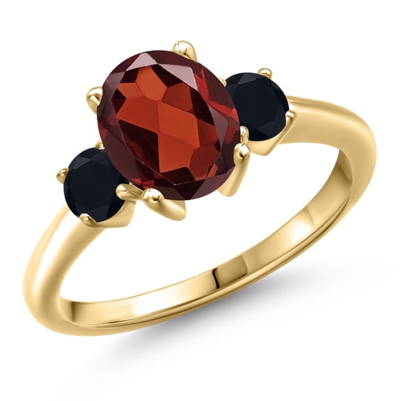 Gem Stone King 10K Yellow Gold Red Garnet and Black Onyx Engagement Ring for Women | 2.57 Cttw | Oval 9X7MM | Gemstone January Birthstone | Size 5