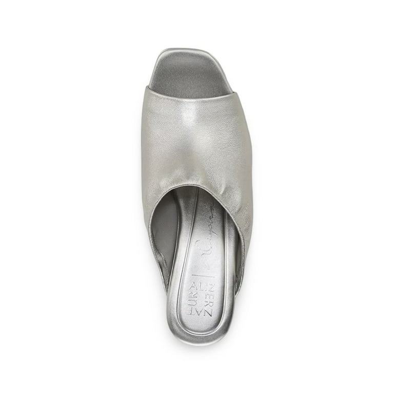 Naturalizer Women's Game Changer High Slide Sandals Silver Sand