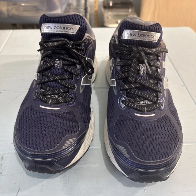 NEW BALANCE 840v3 Navy Sneakers Made in USA Men's Sz 10.5 5E not 4E Wide EEEEE