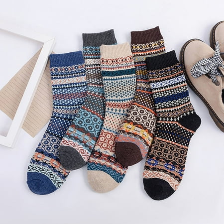 

MENRKOO 2022 Women Socks 5Pairs Women Warm Winter Socks Retro Print Thick Knit Cozy Middle Tube Socks Navy