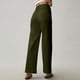 thumbnail image 4 of pantalones rectos de nueve puntos de pierna ancha casual de color sólido para mujer con bolsillos verde militar / s, 4 of 9