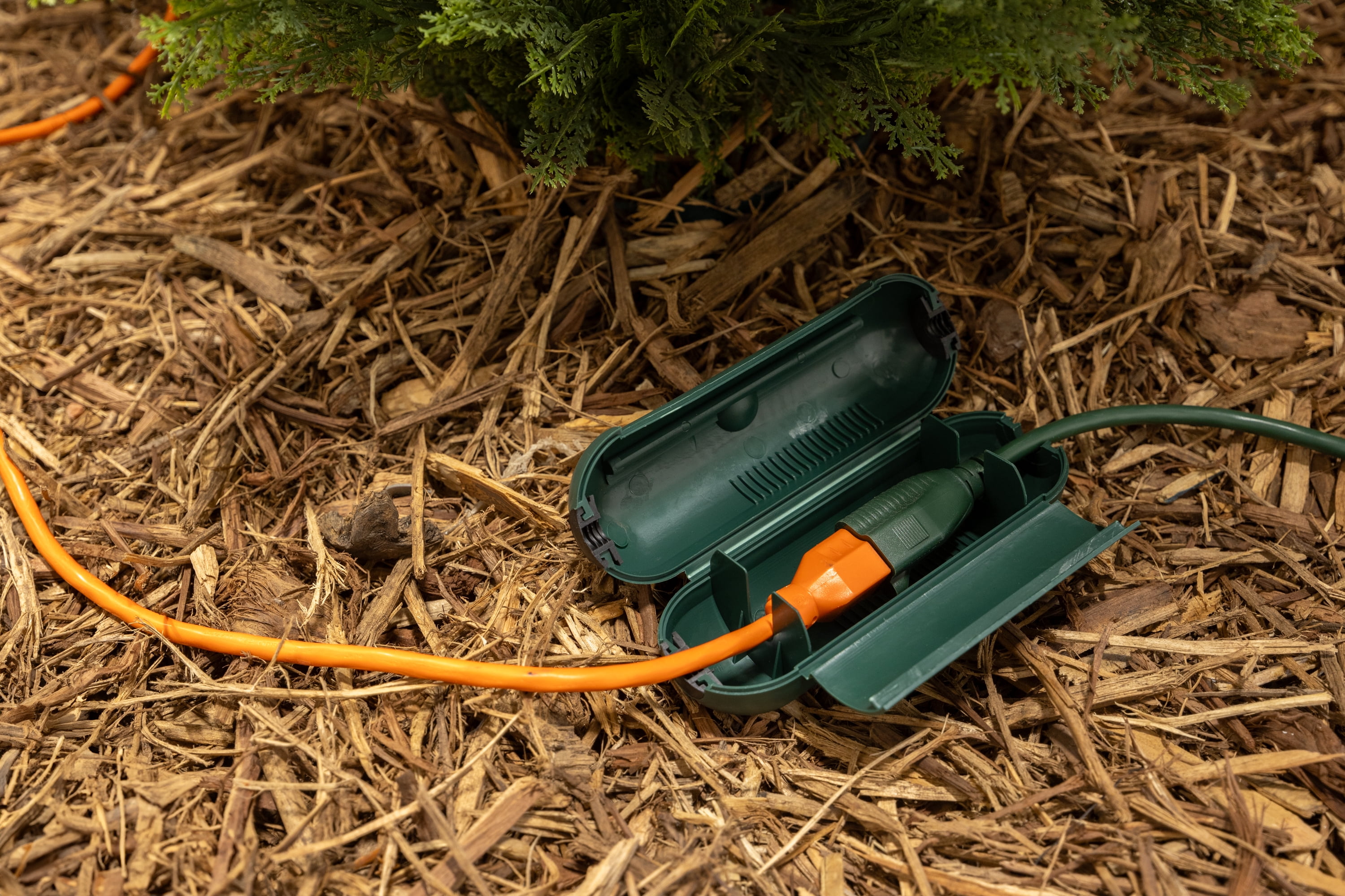 Power Gear Outdoor Cord Cover, Green, Plastic