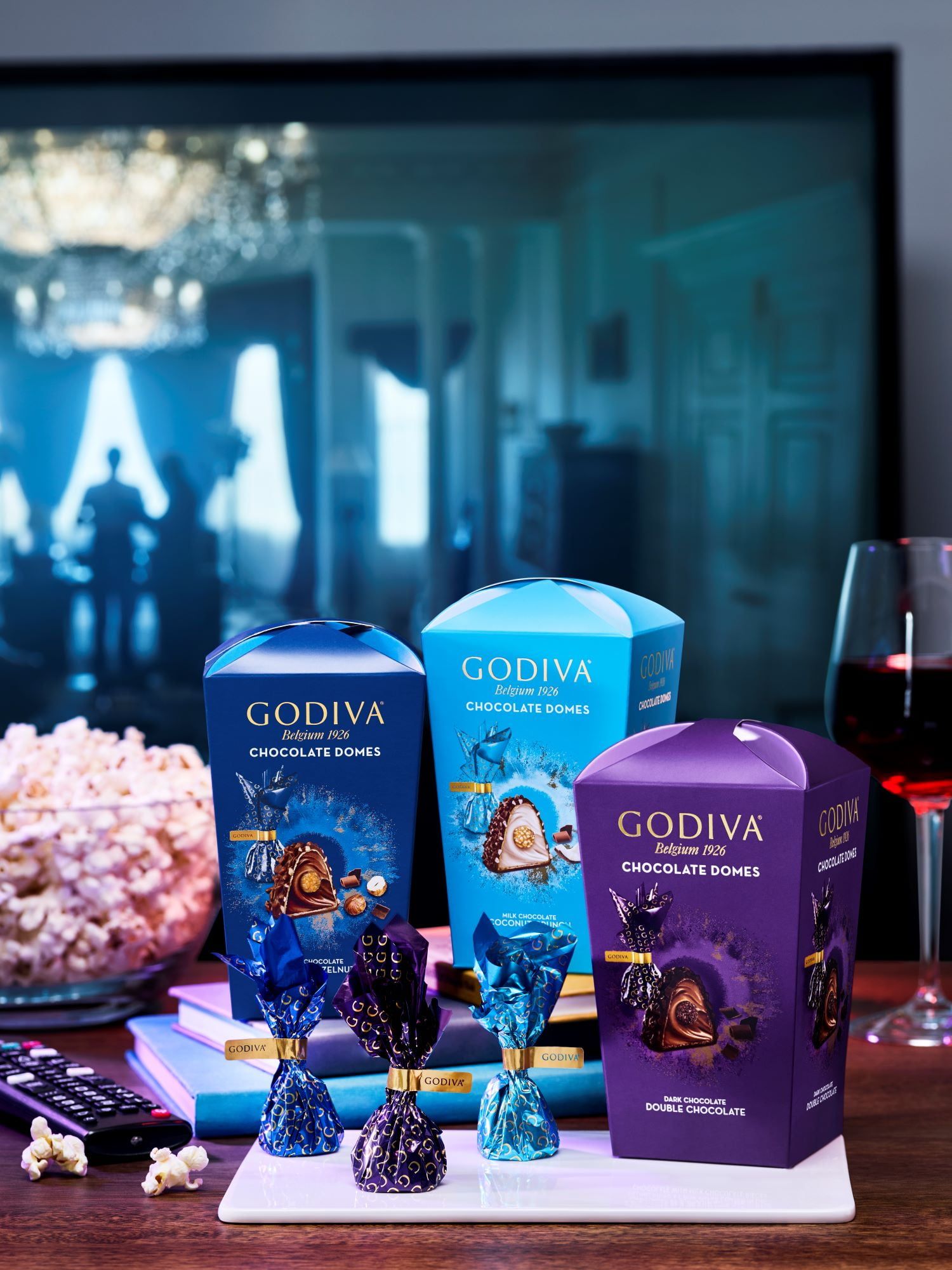 Godiva Belgian Milk Chocolate Domes with Crispy Caramelized Godiva Belgian Milk Chocolate Domes with Crispy Caramelized
