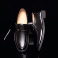 thumbnail image 3 of Zapatos de cuero suave clásicos para hombre, zapatos de cuero formales informales para negocios, zapatos de cuero transpirables para mediana edad, 3 of 3