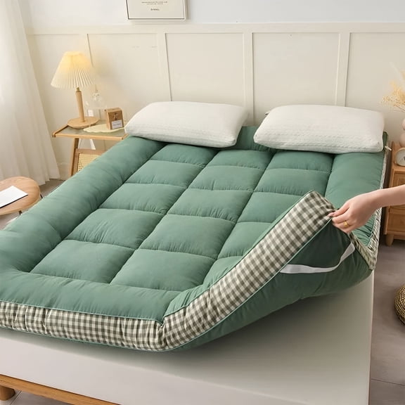 Blinddarm Foldable Bed Mattress Japanese Floor Futon Mattress Portable Tatami Mat Sleeping Pad for Guest Room Dormitory, Queen Size 80" x 60"