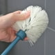 thumbnail image 5 of Cepillo compacto para inodoro con mango largo | Limpiador de inodoro de plástico rosa o azul | Diseño moderno con depósito de agua extraíble | Cerdas suaves para la limpieza del baño y la ducha, 5 of 6