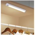 thumbnail image 2 of Barra de luz LED con Sensor de movimiento recargable, luz nocturna de inducción, lámpara magnética inalámbrica portátil para armario, mesita de noche de cocina, 2 of 5