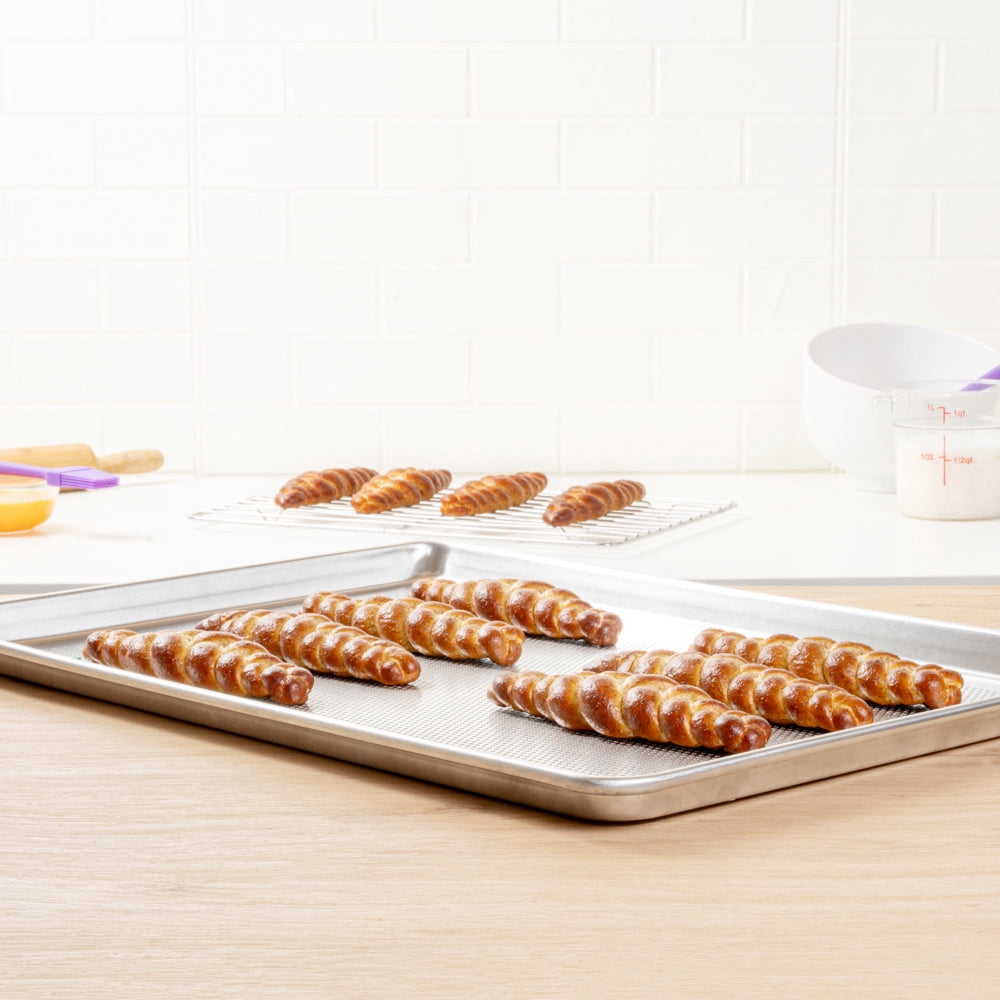 Restaurantware-Met Lux 26 x 18 Inch Industrial Baking Pan, 1 Perforated Baking Sheet - Heavy-Duty, Rimmed Edges, Aluminum Sheet Pan, Endures Up To 392F, Dishwashable
