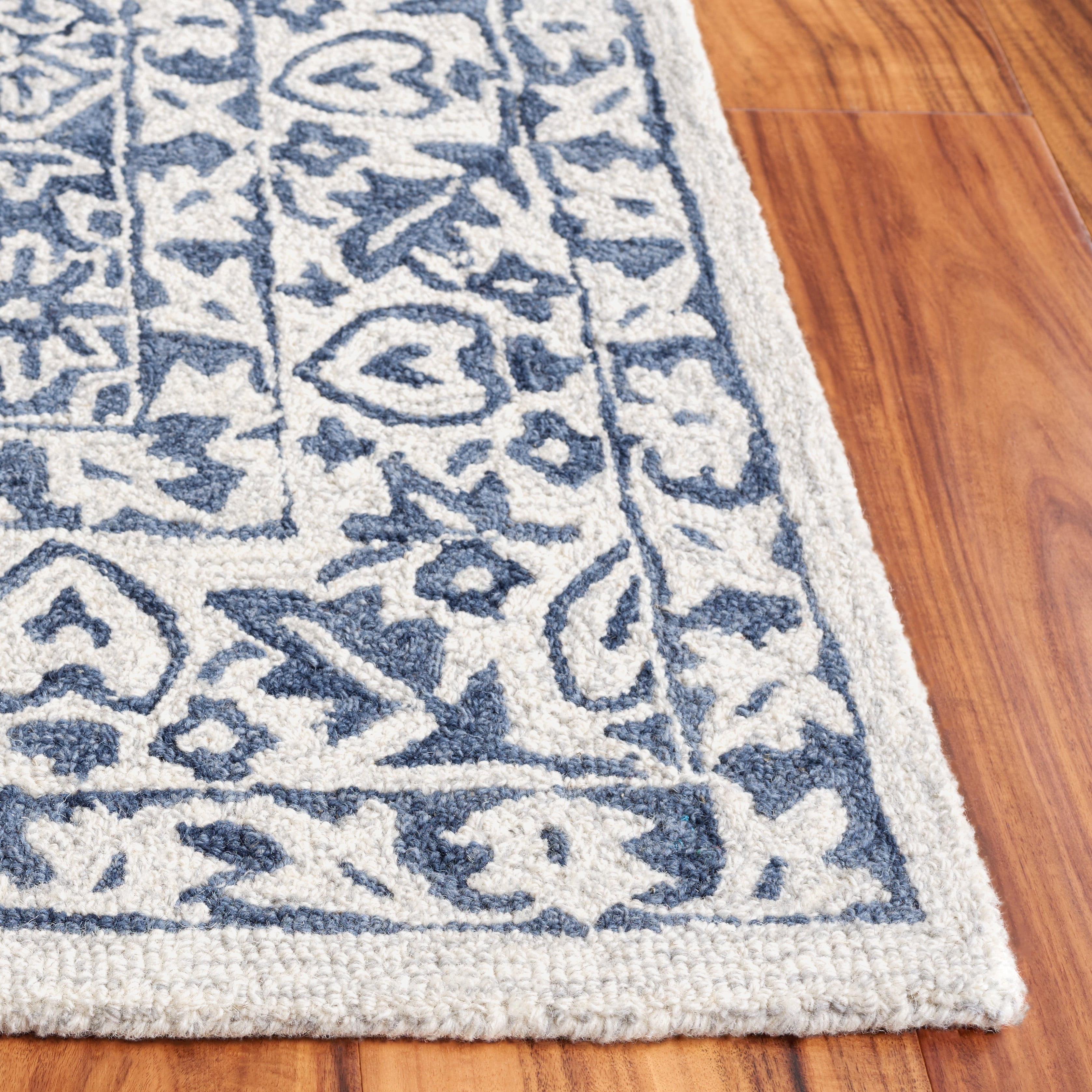 Safavieh Dip Dye Felicia Floral Runner Rug, Blue/Ivory, 2'3" x 8'
