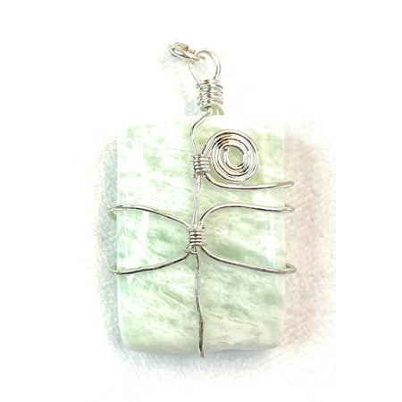 

Wire Wrapped Rectangular Gemstone/Crystal Pendant with Swirl wire wrapping