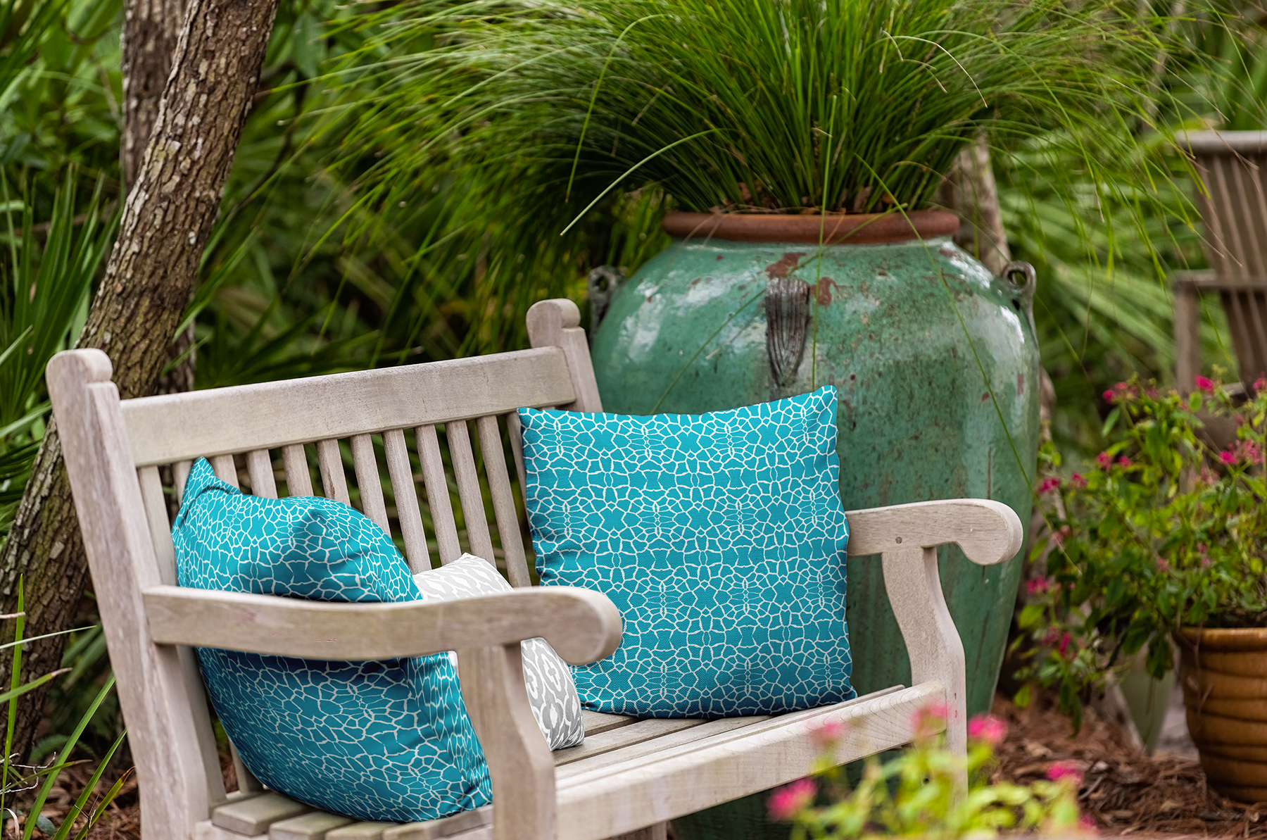 Simply Daisy 20" x 20" Tiny Giraffe Pattern Indoor/Outdoor Throw Pillow, Carribbean Turquoise (1 count)