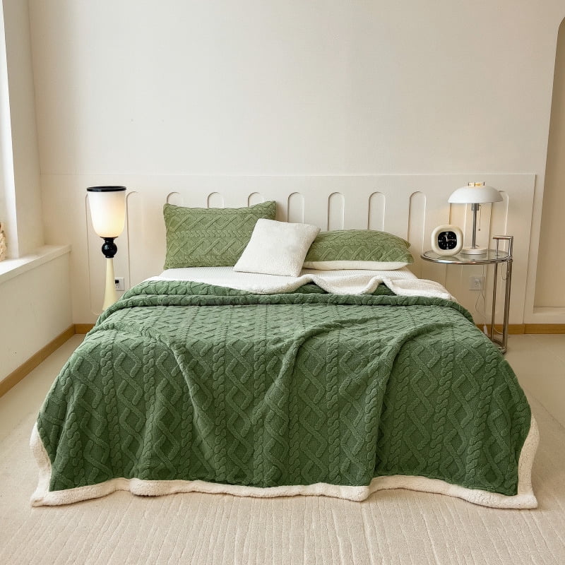 ROSEKIND Luxury Diamond Jacquard Sherpa Throw Blanket, Ultra Soft Reversible Fleece Bed Blanket for Couch & Sofa, Warm & Decorative, 40"x60", Sage Green