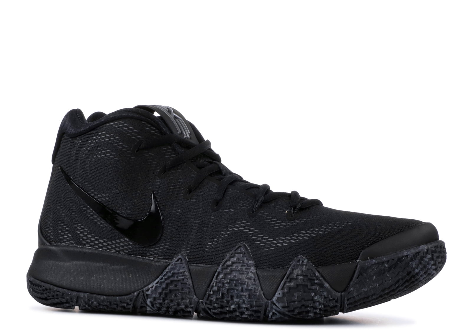 weight of kyrie 4